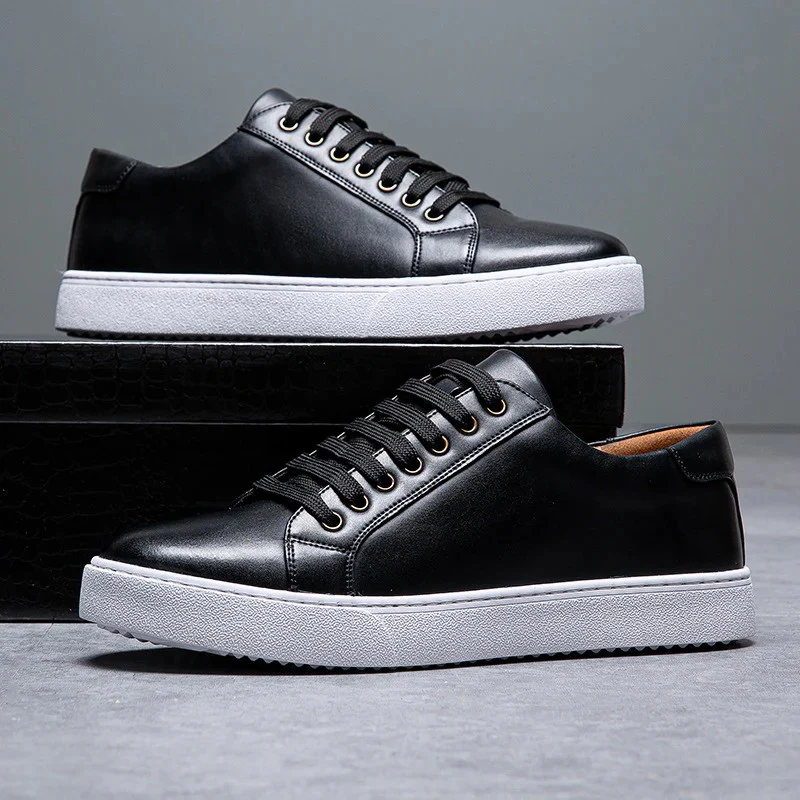 Jonathan Leder Sneakers