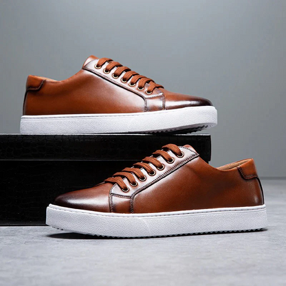 Jonathan Leder Sneakers