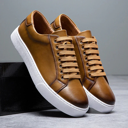 Jonathan Leder Sneakers