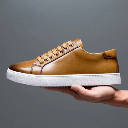 Jonathan Leder Sneakers