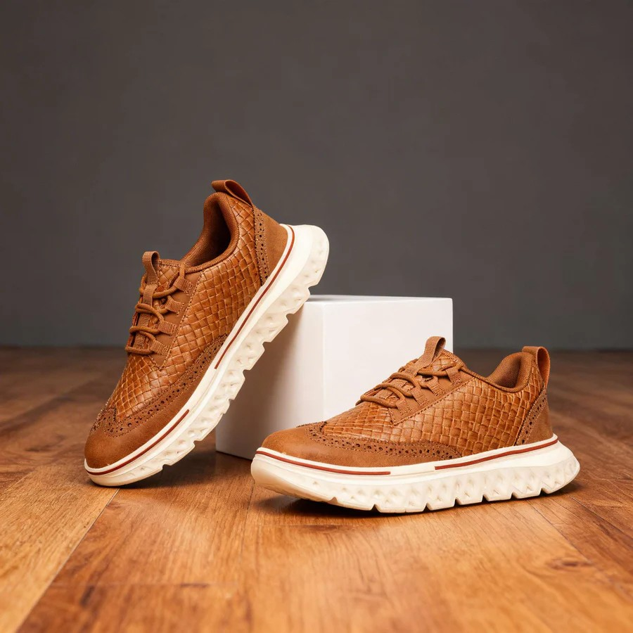 Matteo Brogue Sneakers